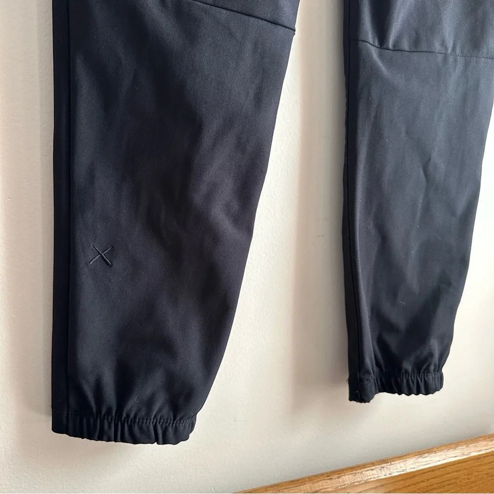 Cuts Clothing no notable